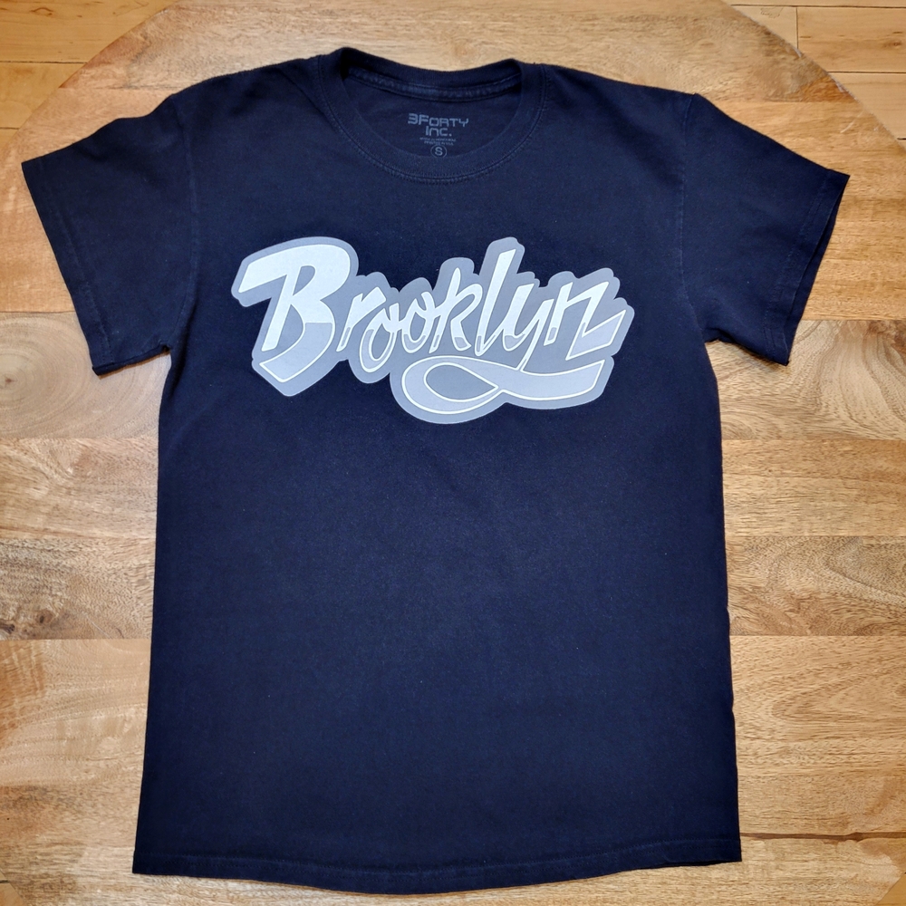 Brooklyn Script Graphic Tee